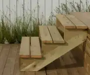 Treppenwange für 3-Stufen Schrittiefe 25 cm